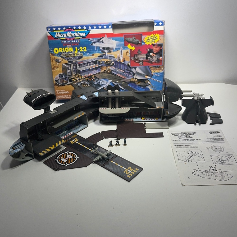 Micro Machines Military Battle Zones Orion J-22 Submarine Base Complete in Box